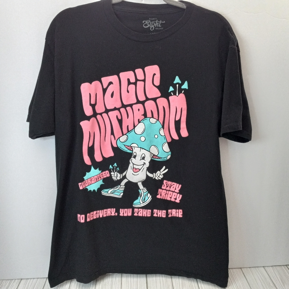 Eighty Eight Magic Mushroom Stay Trippy Tee